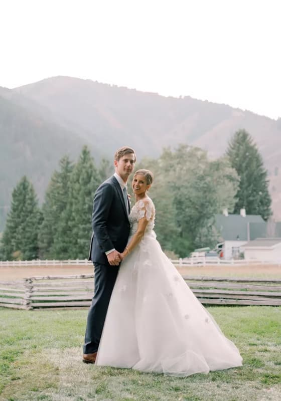 blair-charlie-wedding-couple-0620-f13b6fa713554cfd92394bacbd5c81de