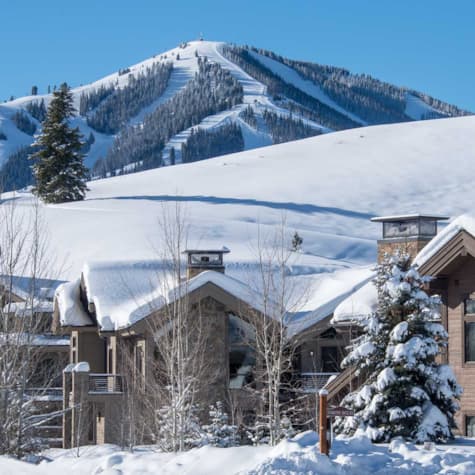 svr_diamondback_townhomes_lodging_exterior_winter_2016_syms_kevin_2