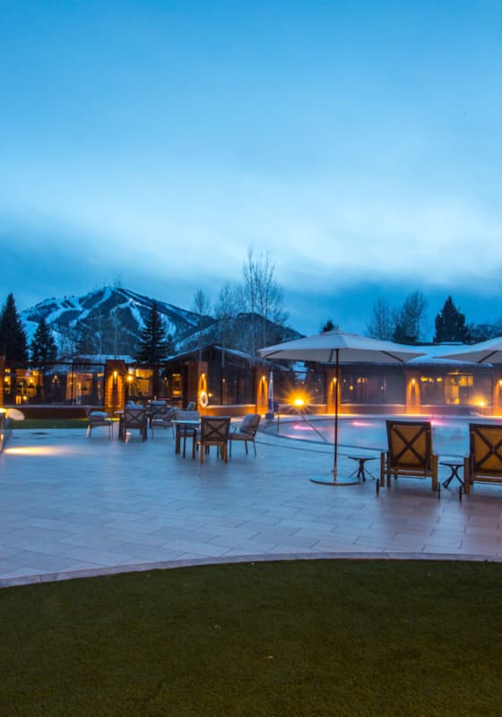 svr_lodgepool_swimming_nightglow_winter_2016_bascetta_keri