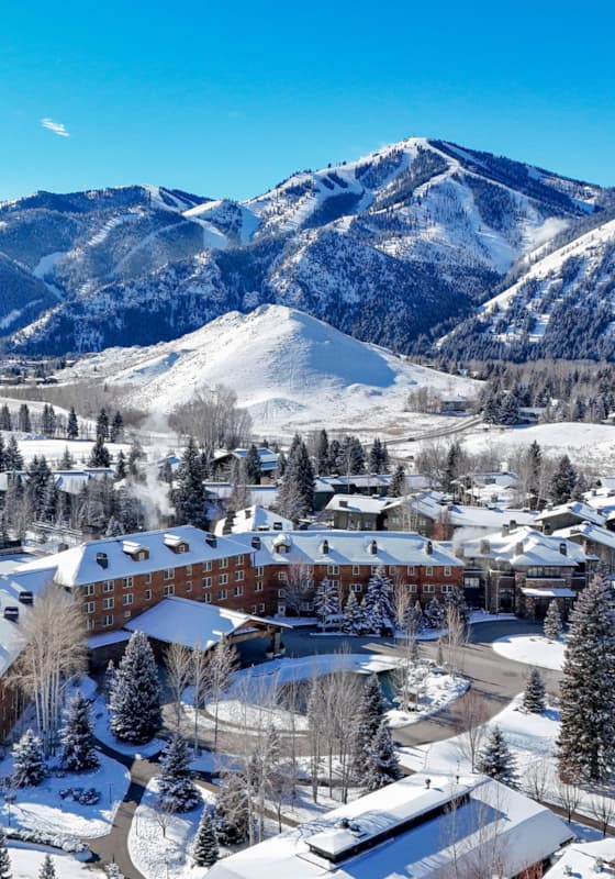 svr_svlodge_aerial_scenic_jan_winter_2024_gilmour_hayden_2